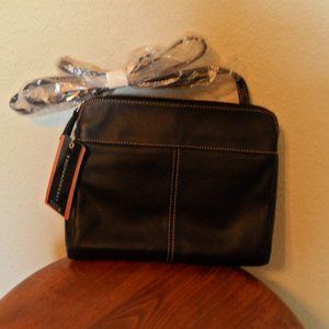Tignanello T12256 Functionista Black Pebble Leather Crossbody Bag Purse NWT